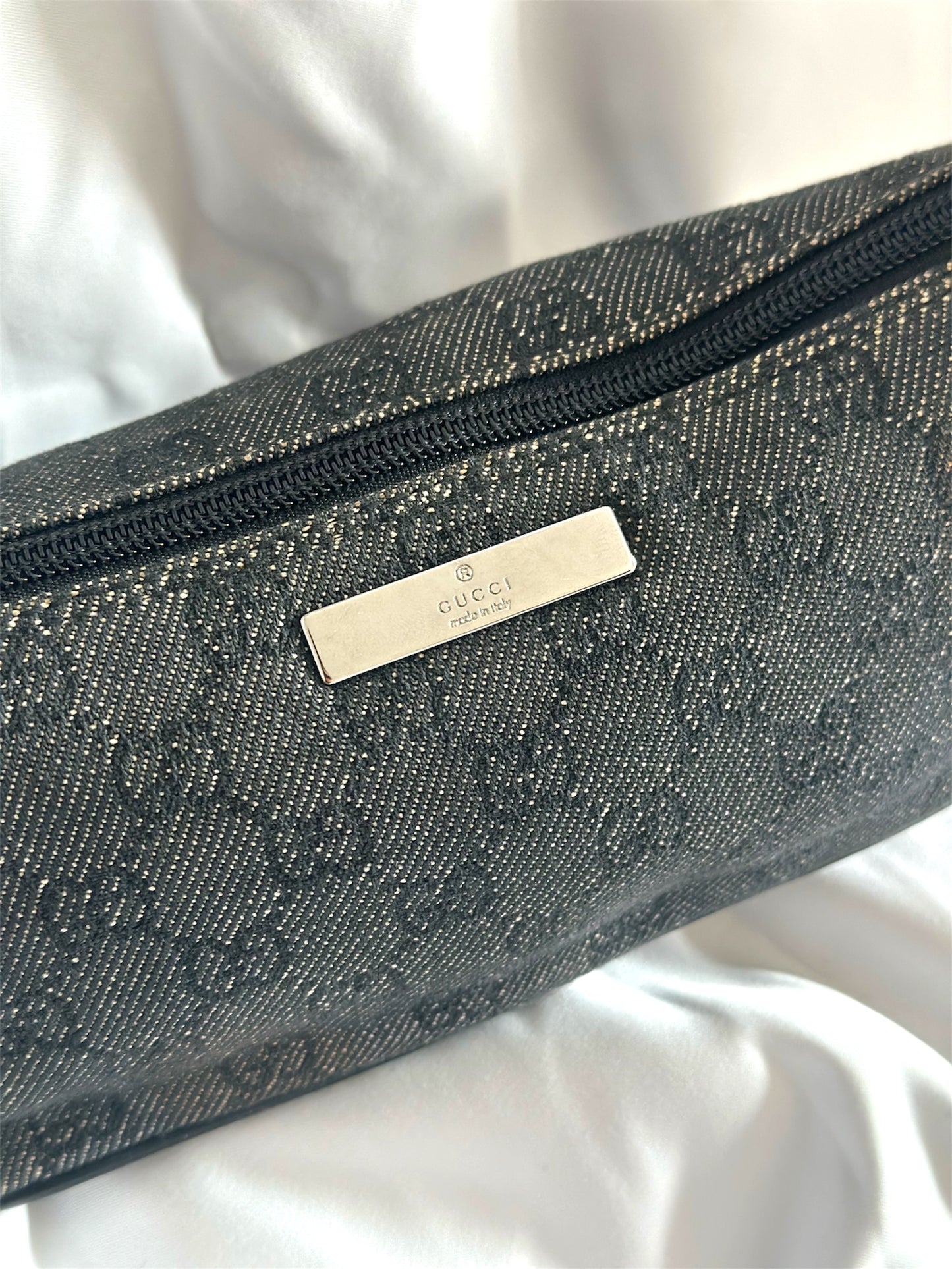 Gucci Baguette Boat