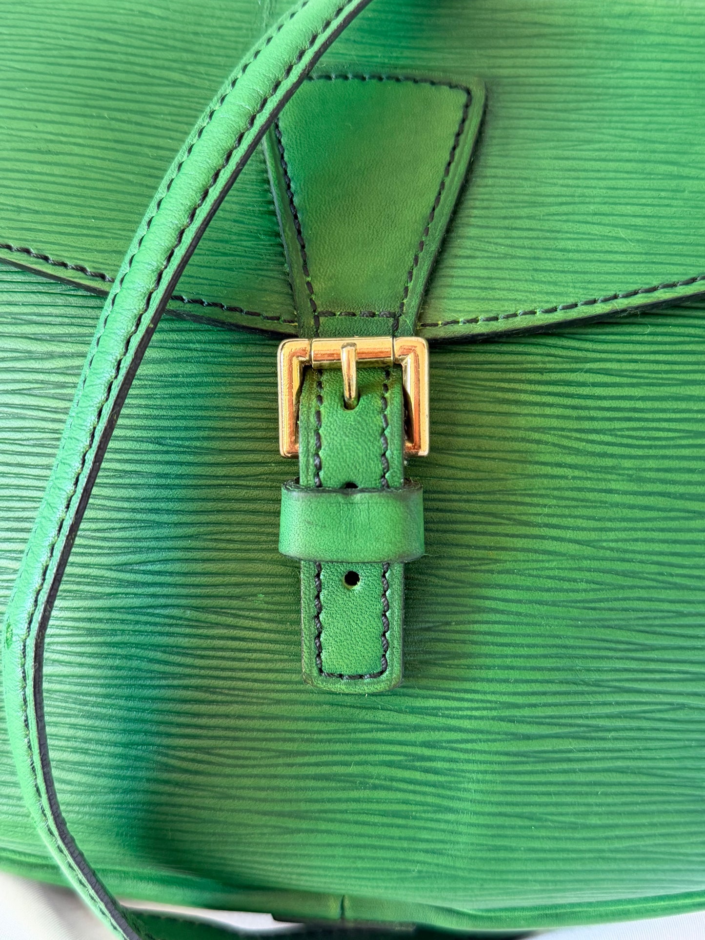 Louis Vuitton Jeune Fille