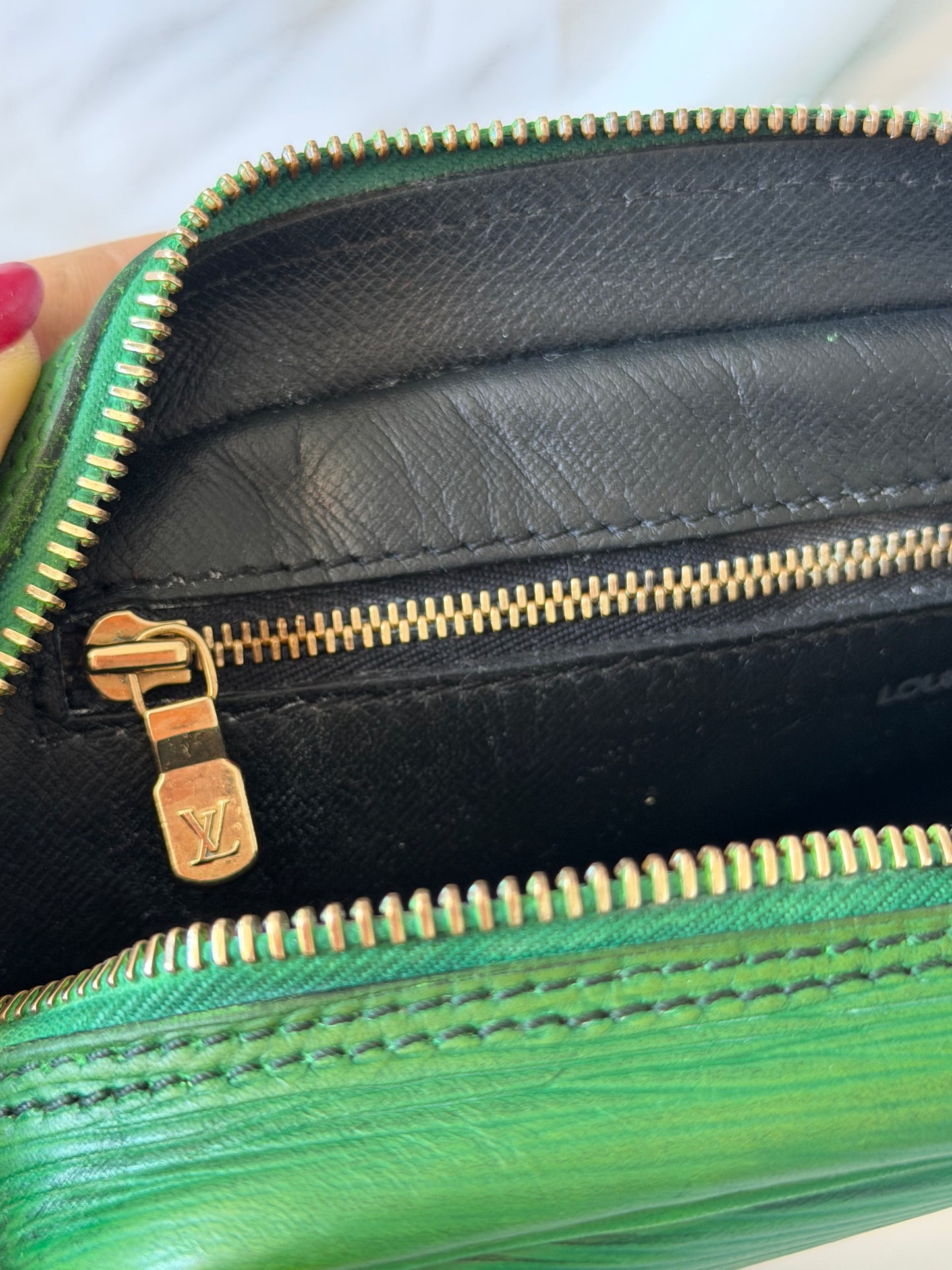 Louis Vuitton Jeune Fille